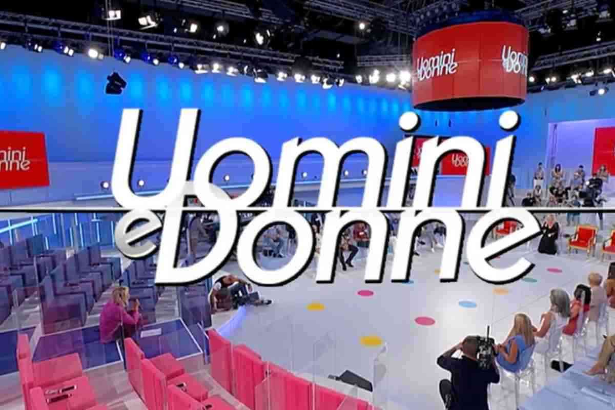 Uomini e Donne studio